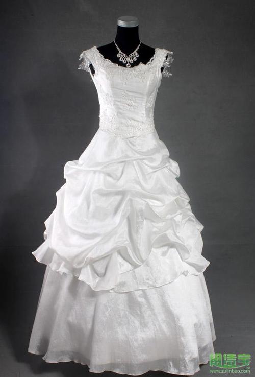 婚纱出租首选 蓝韬文化服装租赁，让婚礼预算更从容